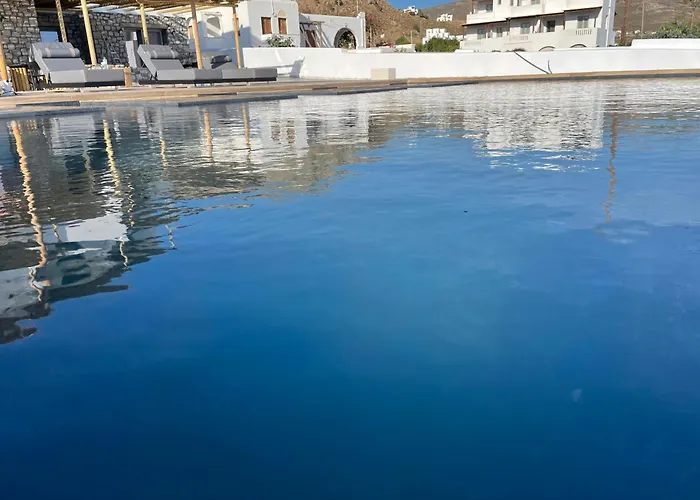 Latramys * Mikri Vigla