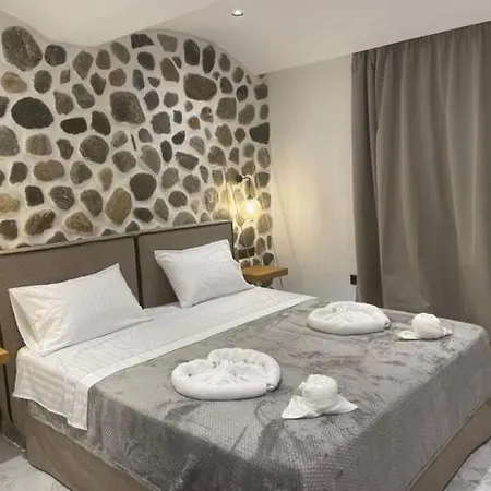 Latramys Apartment