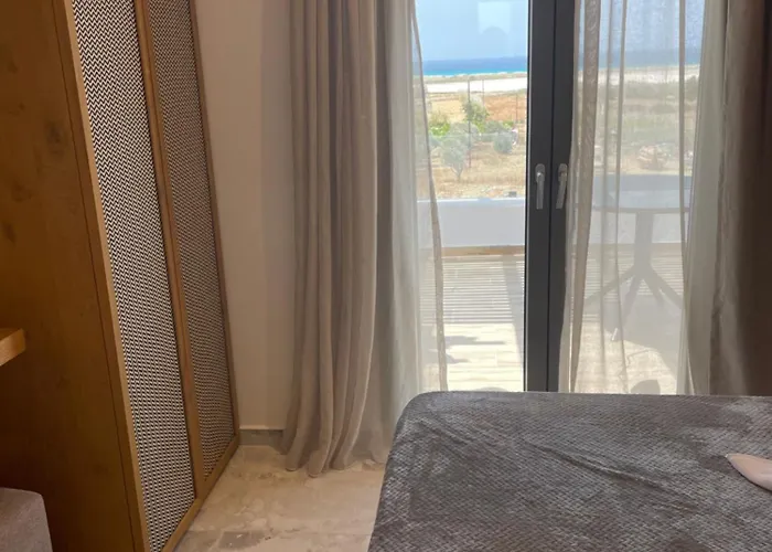 Latramys アパート