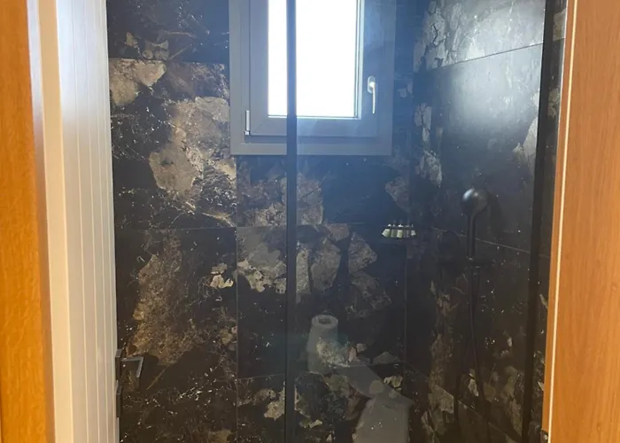 Latramys アパート ミクリ・ヴィグラ